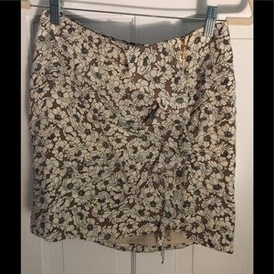 Silk miniskirt size 2 with ruffle by Leifsdottir